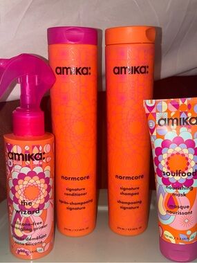 amika Hair Care Set